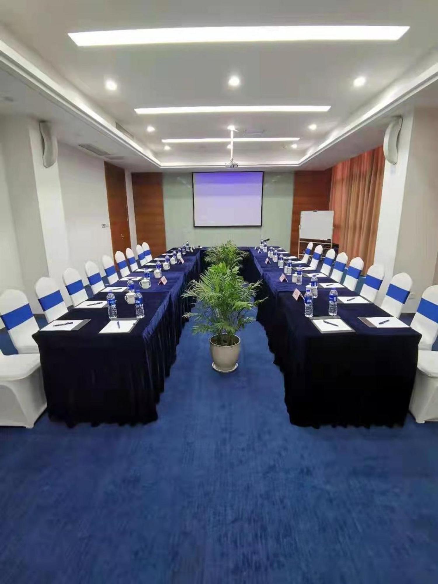 Holiday Inn Express Suzhou Changjiang By Ihg Exteriör bild
